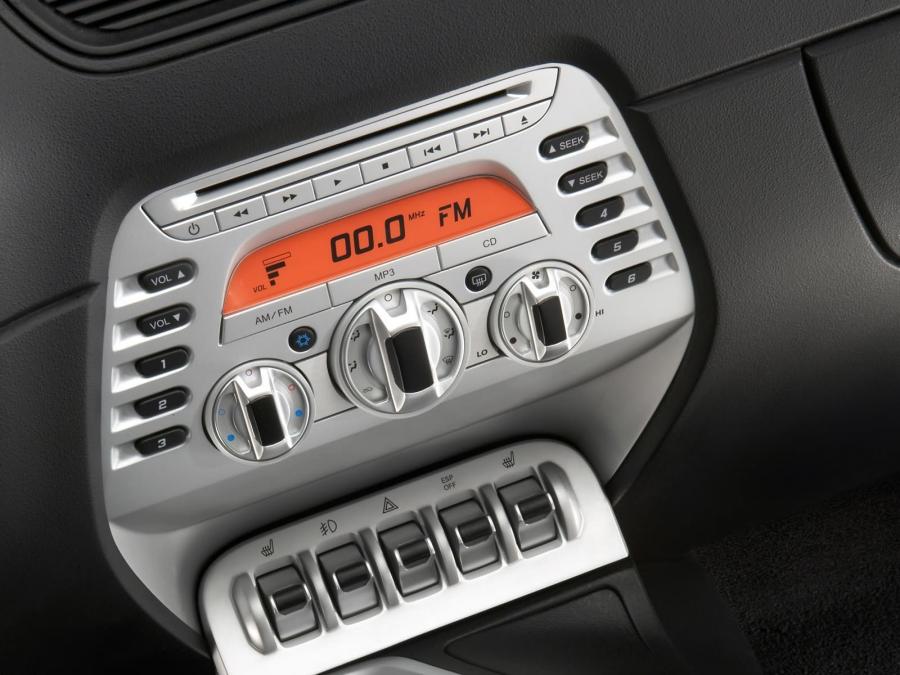 Dodge Challenger RT Concept 2007 года  (фото 5 из 15)